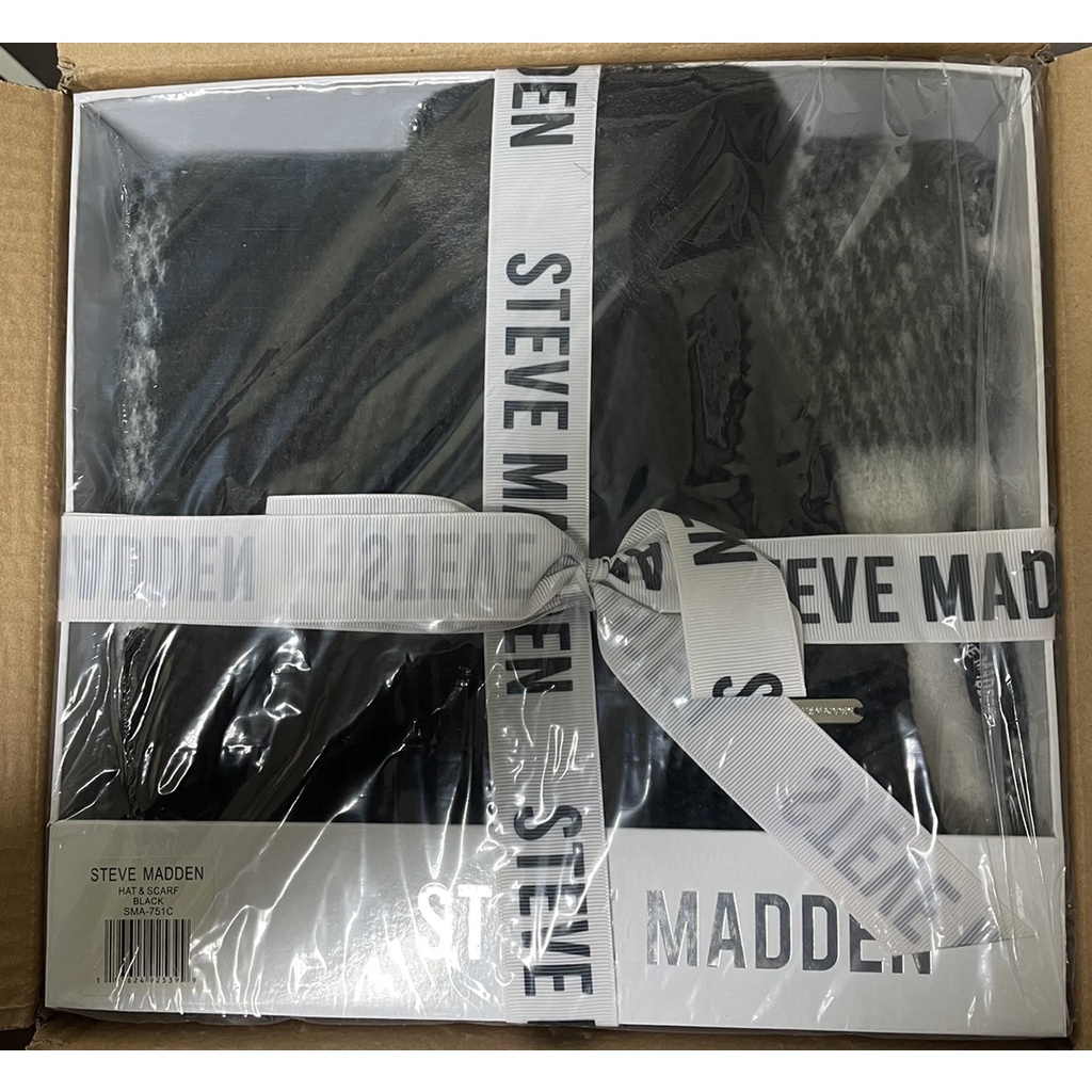 Steve Madden毛帽&amp;圍巾限定禮盒