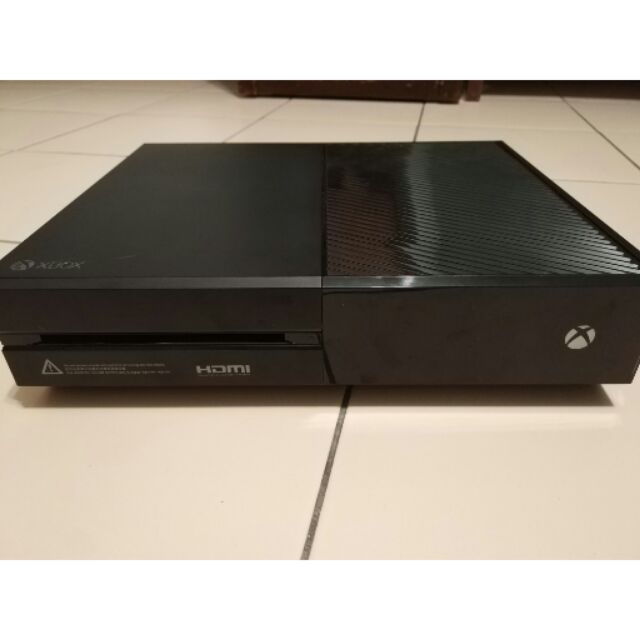 ()已預訂) Xbox one 黑色500g 單手把  盒裝 八成新 二手過保