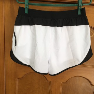 運動短褲 運動褲 休閒短褲 愛迪達