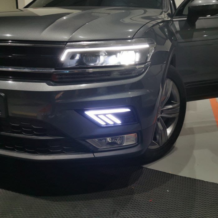 巨城汽車精品 福斯 2016 17 NEW TIGUAN 專用 雙色 霧燈 日行燈 DRL 晝行燈