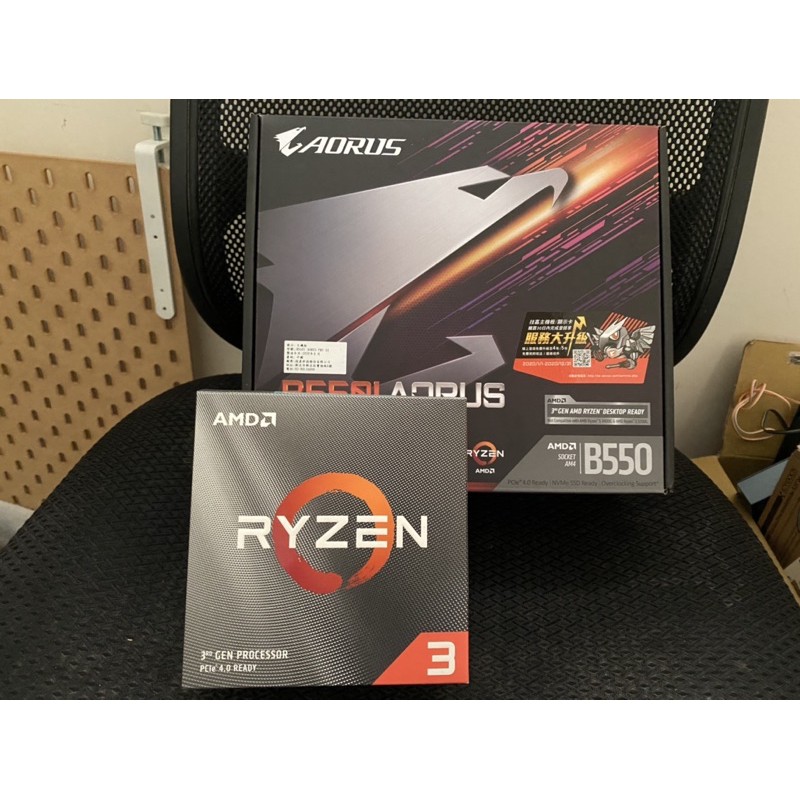 B550I AORUS PRO AX 主機板 + AMD R3 3300X