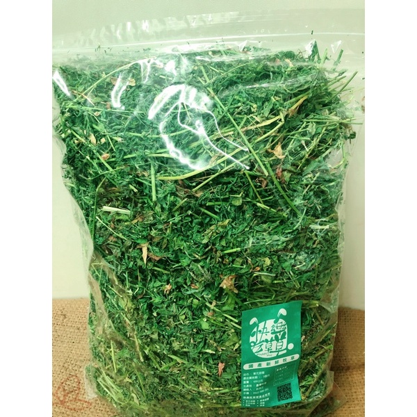 快樂吃草草國產苜蓿草 蝦皮購物