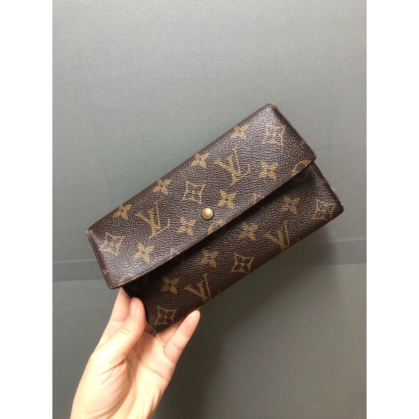 LV 經典Monogram釦式長夾