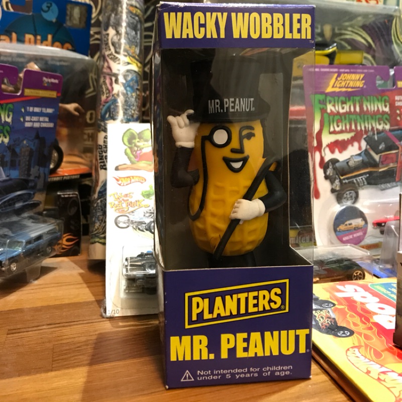 Wacky wobbler mr peanut planters 花生人