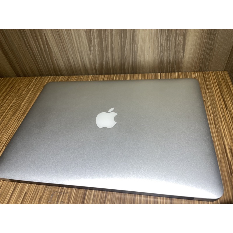 MacBook Air 13” (Early 2015) 二手筆電