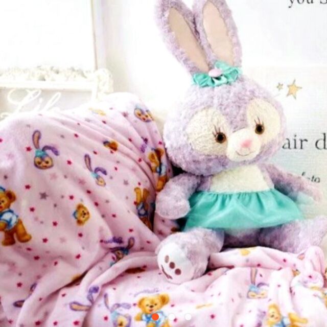 史黛拉兔娃娃加毯子