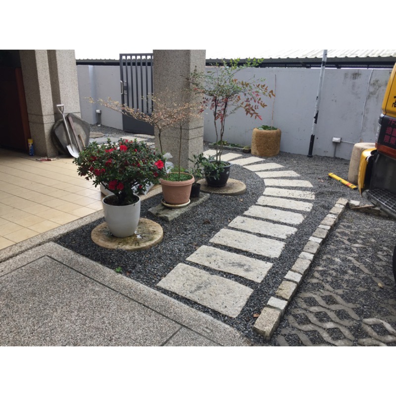小石頭大世界 粉花崗手腳踏板30 60 6cm 庭園踏板公園腳踏石零售價155元 蝦皮購物
