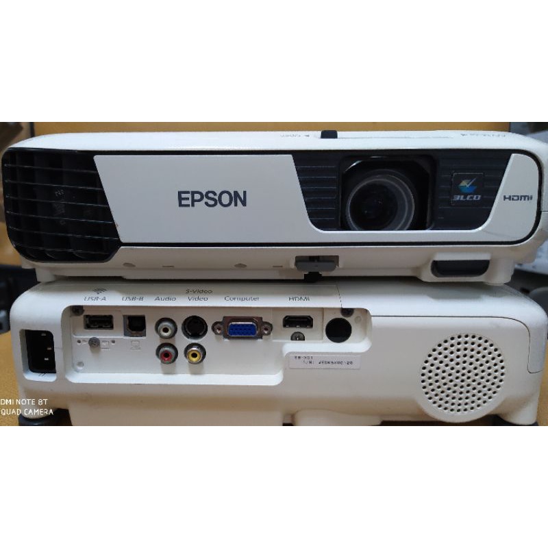 EPSON EB-X31商務投影機