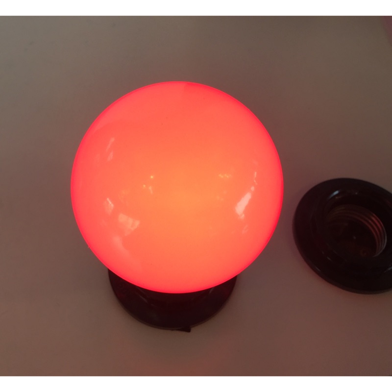 《LION 光屋》亮博士LED 高效率 3w 紅光球泡燈（E27燈頭）雙電壓