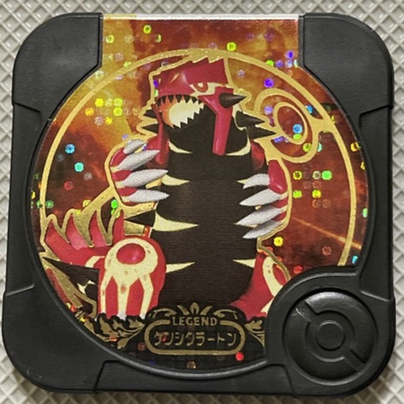 日本正版 Pokemon TRETTA 04彈 黑卡 固拉多