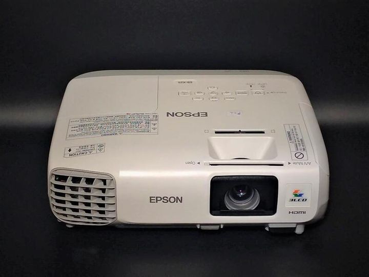 『二手 EPSON EB-X25 投影機 3500流明 HDMI 』面交商品