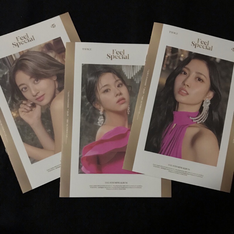 Twice 迷你八輯feel Special 海報 歌詞本 蝦皮購物