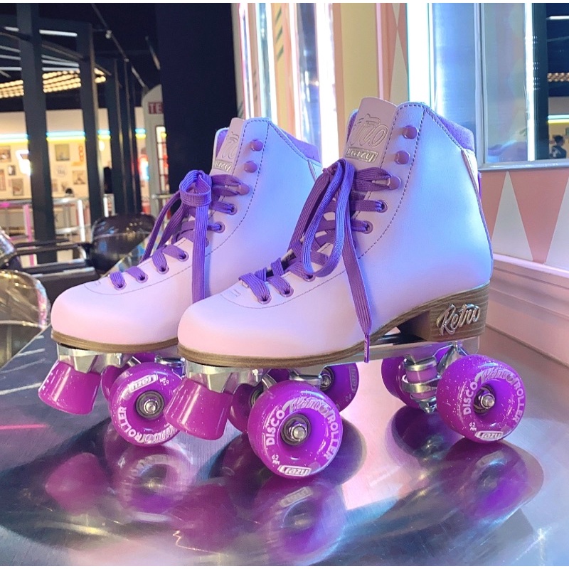 免運紫色丶白色6號24～24.6cm💜有5色/Crazy Skates進口復古溜冰鞋💜舒服軟皮經典四輪溜冰鞋 /滑輪