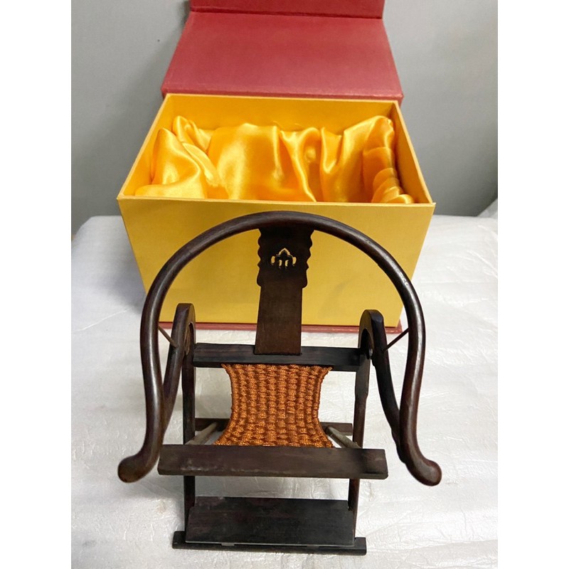仿古明清小家具，酸枝木椅子、原價2800，出清特價商品980