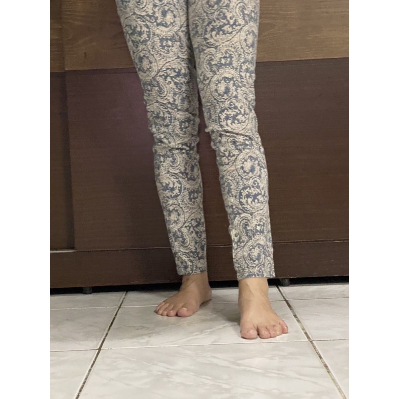 修飾彈性長褲 藍白花色 蝦皮購物