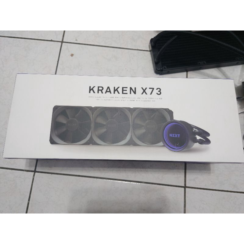 NZXT Kraken X72 CPU水冷散熱器