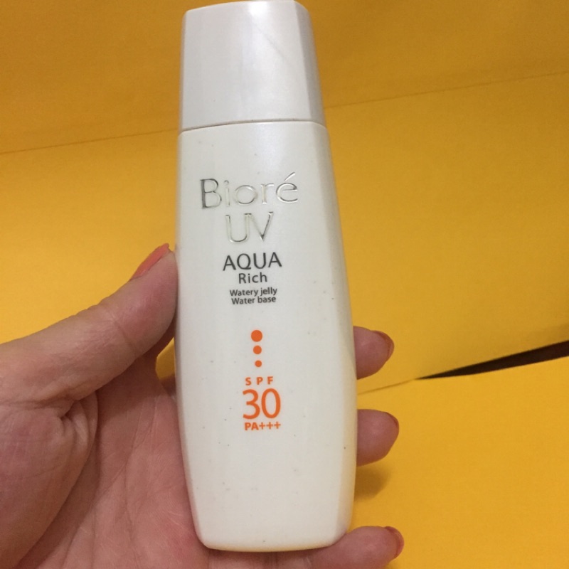 Biore'蜜妮含水防曬保濕水凝露spf 30pa+++臉、身體用