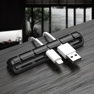 【𝐉𝐝𝐒生活百貨l 臺灣現貨】🛒 簡約風黏貼式插頭收納掛勾 電線收納 插頭掛勾 居家生活 集線器