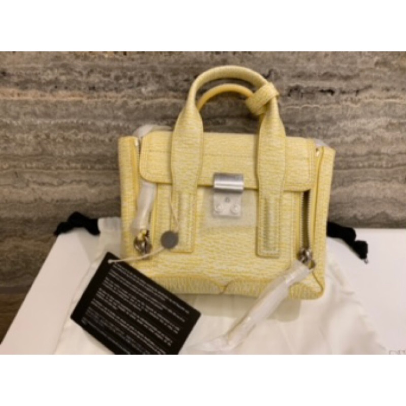 3.1 Phillip Lim PASHLI MINI SATCHEL。COLOR: IVORY-MIMOSA