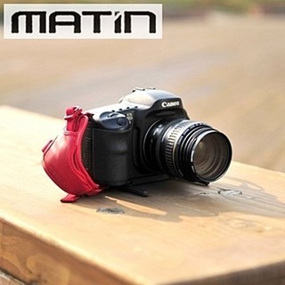 又敗家｜韓國製造Matin真皮腕帶M-7371(站著小底座不卡電池蓋電池座翻轉螢幕)相機手帶數位相機手腕帶輕單眼相機腕帶