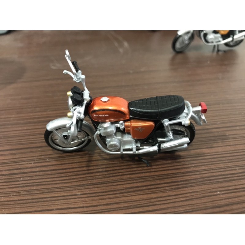 Honda CB750 扭蛋模型