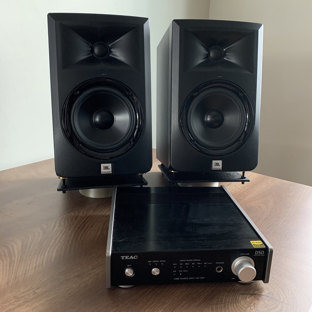 jbl 305 lsr
