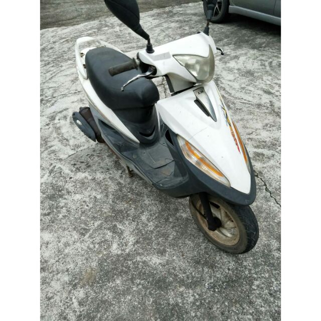 達成拍賣三陽r1 風心情高手100 中古零件拆賣煞車總泵卡鉗方向燈汽油泵浦車台配線左右開關土除 蝦皮購物