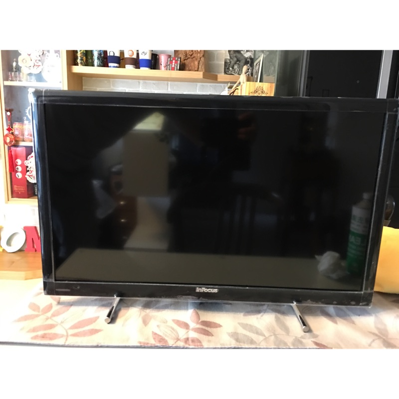 鴻海製造LED24”彩色液晶顯示器InFocus電視