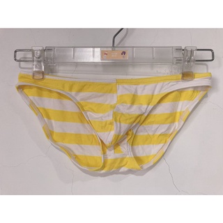 AK推酷 網購全新M碼黃白條 沒下水 窄細邊立體凸囊袋小三角男內褲