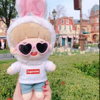 現貨+預購（20cm娃衣）supreme、條紋上衣與牛仔褲👑 BTS EXO TWICE 15cm娃衣 娃包 娃鞋 娃娃