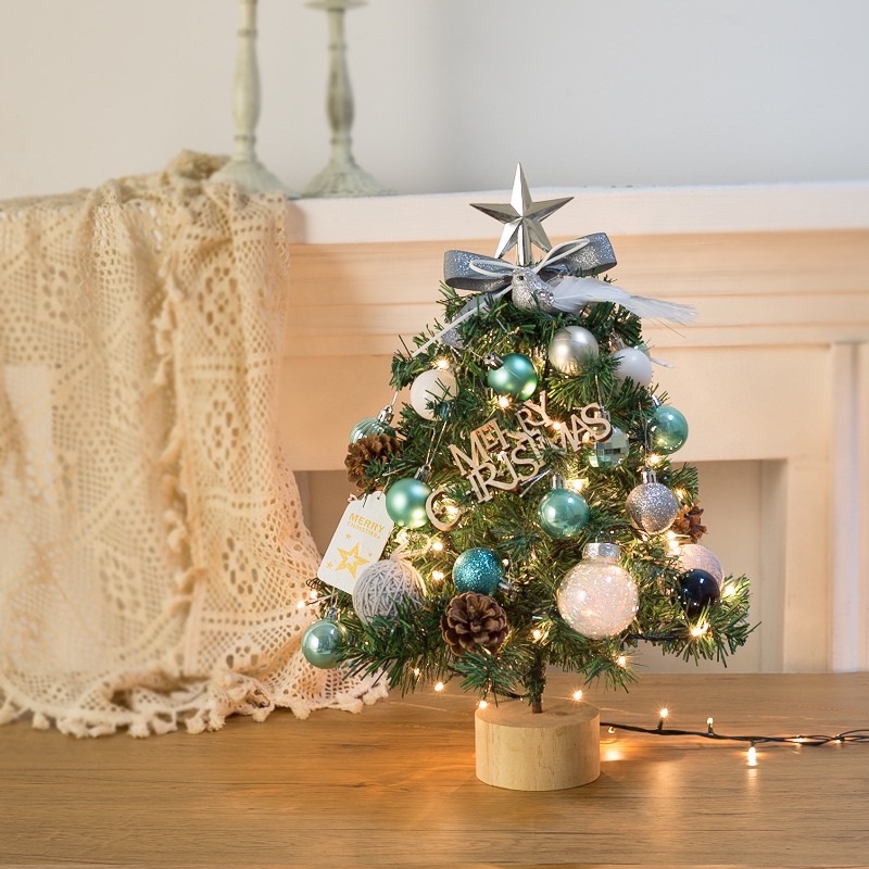 〔現貨〕桌上型聖誕樹(藍)/耶誕禮物/聖誕節交換禮物/聖誕裝飾用品＿蘇蘇童裝選品
