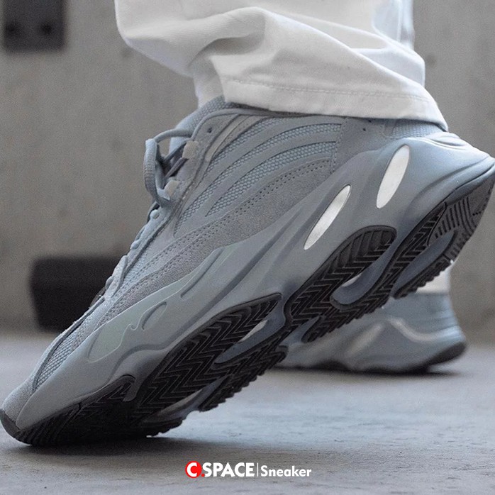 adidas yeezy 700 hospital blue