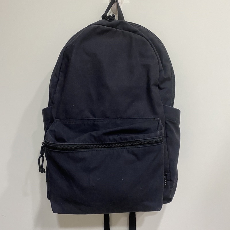 [二手] uniqlo 優衣庫 深藍色書包 旅遊背包 學生書包 背包 減壓書包 多機能 後背包
