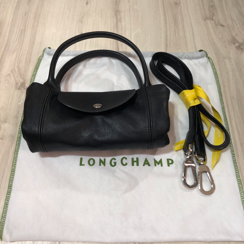 Longchamp 小羊皮 肩背短把 水餃包 黑色-S 二手 價格可談