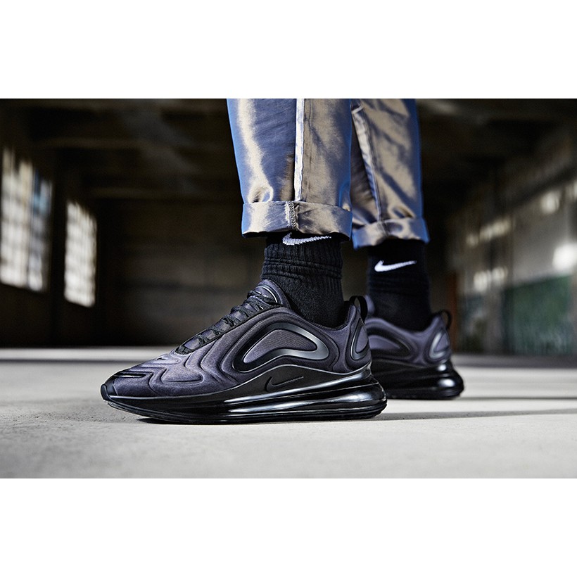 air max 720 total eclipse