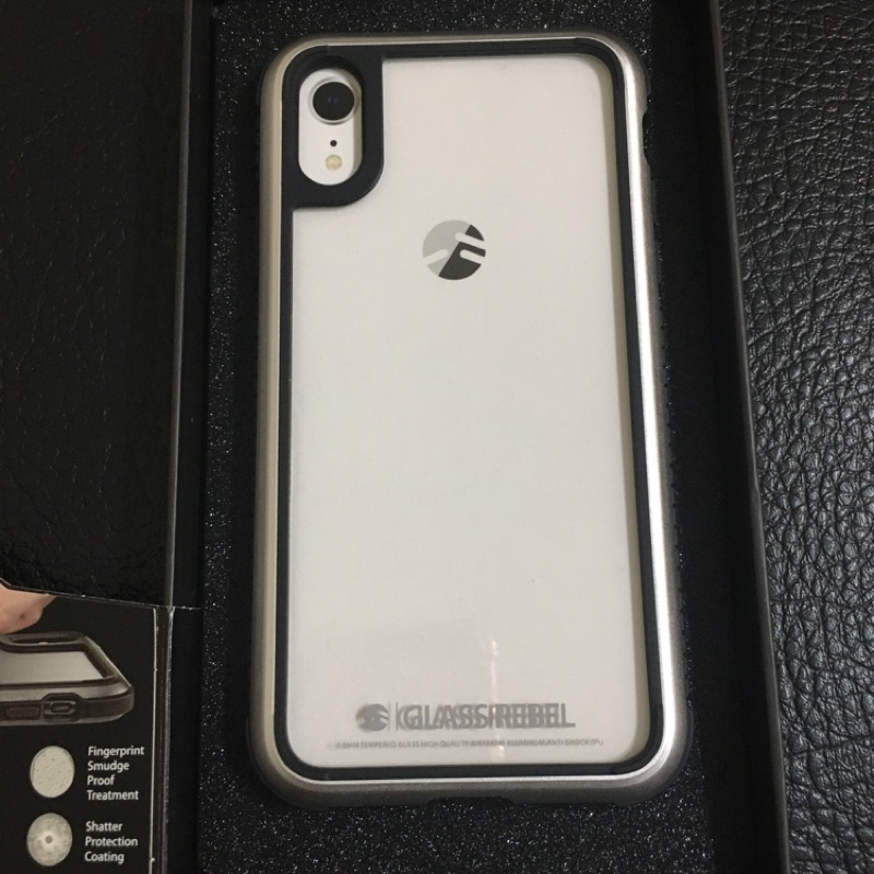 SwitchEasy Glass Rebel-iPhone XR 6.1吋金屬銀防摔手機殼