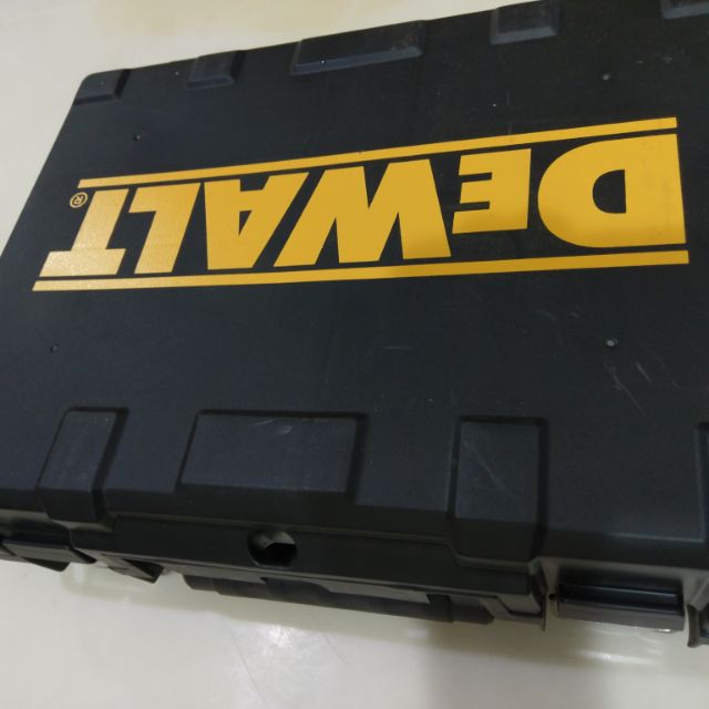 全新品 德偉 DEWALT 黑色 工具箱 可以放DCF885 DCF886 DCF887 DCB105 可放2.0A電池