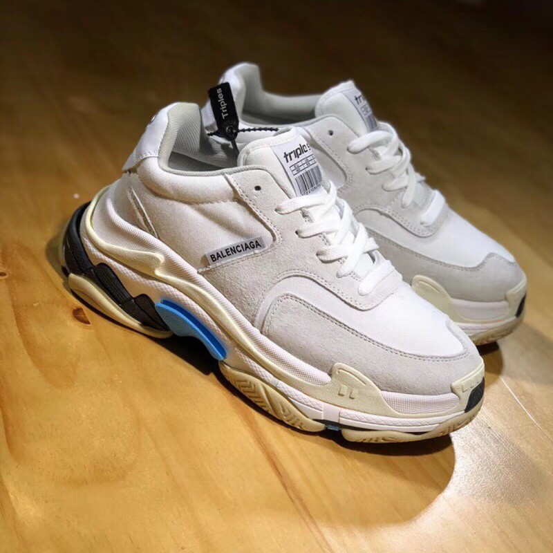 balenciaga triple s 2.0