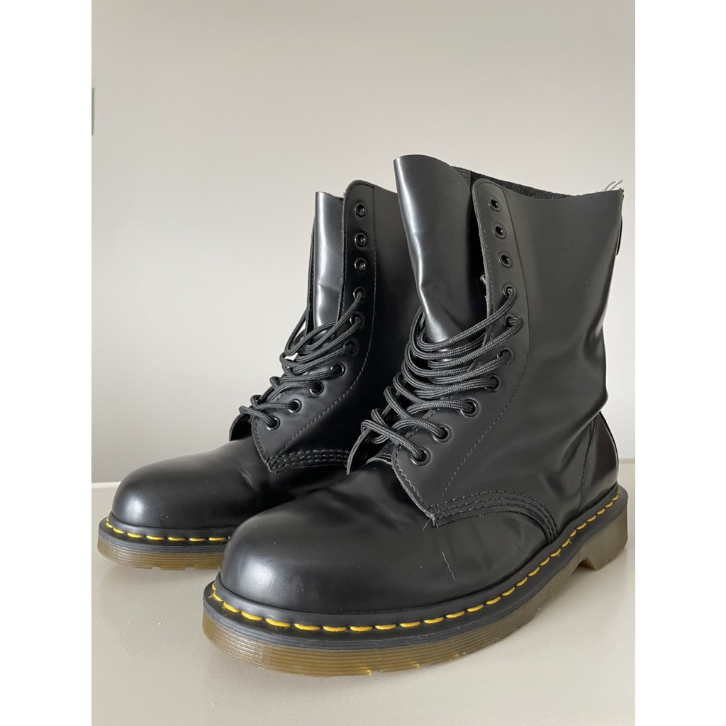 九成新 UK8/US9 27cm Dr.Martens 十孔馬汀靴 1490 SMOOTH BLACK