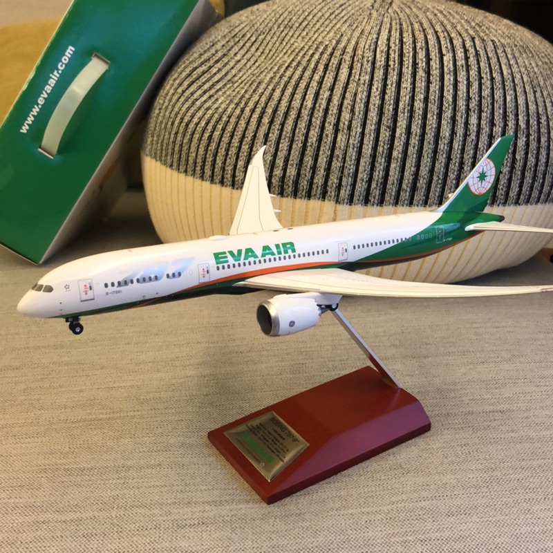 Eva air長榮航空 30週年-全新飛機模型 Boeing 787-9 典藏版