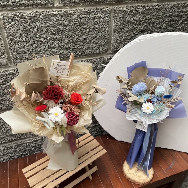 Queeny Kimi 母親節花禮康乃馨永生花束乾燥花材料包滿天星永生花花束婚禮居家裝飾拍攝乾燥花材乾燥 蝦皮購物