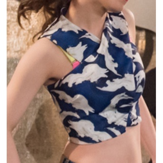 二手♡H&M 近全新藝術圖騰短版上衣