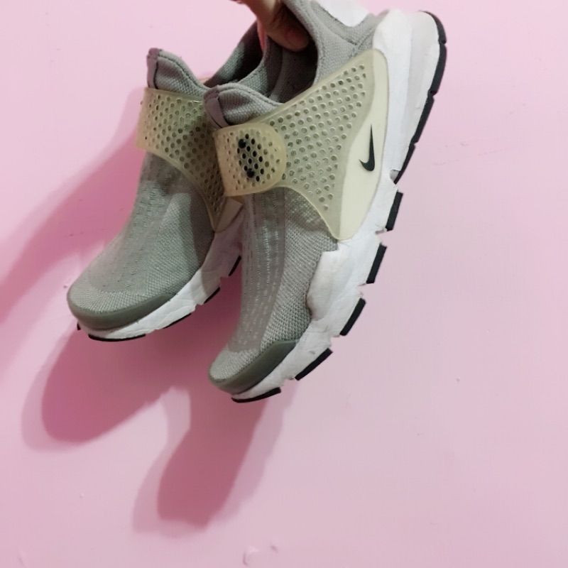 Nike sockdart 灰23.5