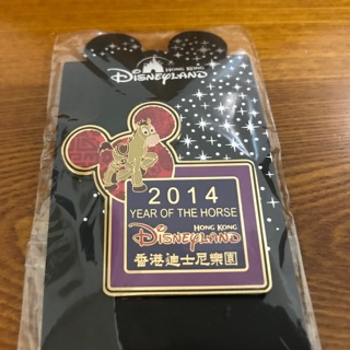 香港 迪士尼 絕版 2014 限定 玩具總動員 紅心 紀念 胸針 徽章 別針 胸章
