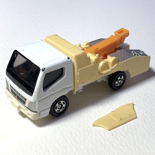 絕版 Tomica No.2 Mitsubishi Fuso Canter Tow Truck