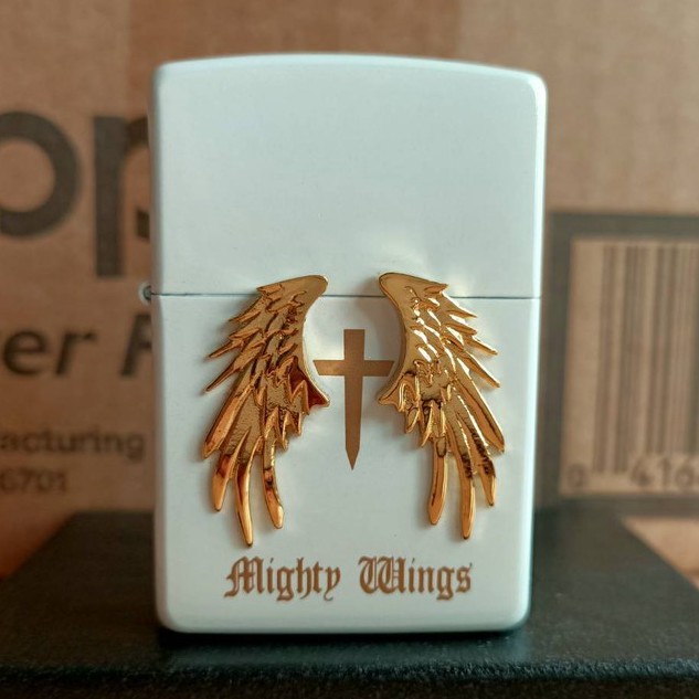 【現貨】日系 Zippo 打火機 正品 Mighty Wings  天使翅膀 立體貼飾(白)