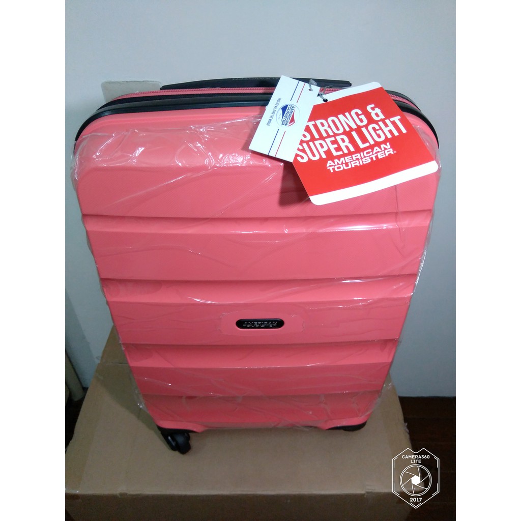 美國旅行者20吋，37L紅PP材質，Bon-Air系列擴充行李箱，超輕，耐刮，硬殼，好拉，登機，便宜，出清，旅行面交免運