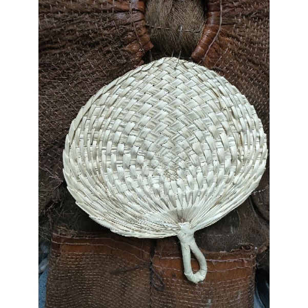 自然日曬，原住民編織，傳統手工編織，蒲葉扇，經典款式，堅固耐用，歷久彌新，