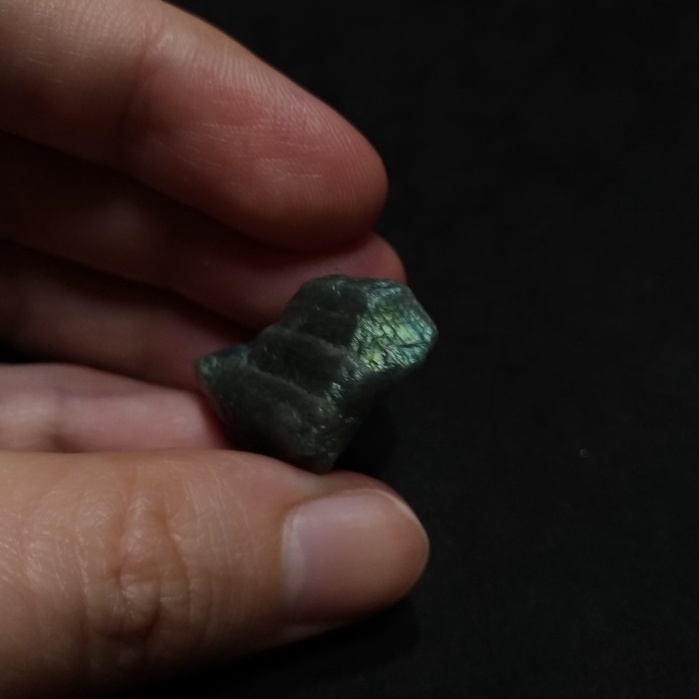 出清 F04 黃綠光 灰體 原礦 拉長石 裸石 天然 手作 Labradorite 長石光譜石吊墜項鍊吊牌掛件 DIY