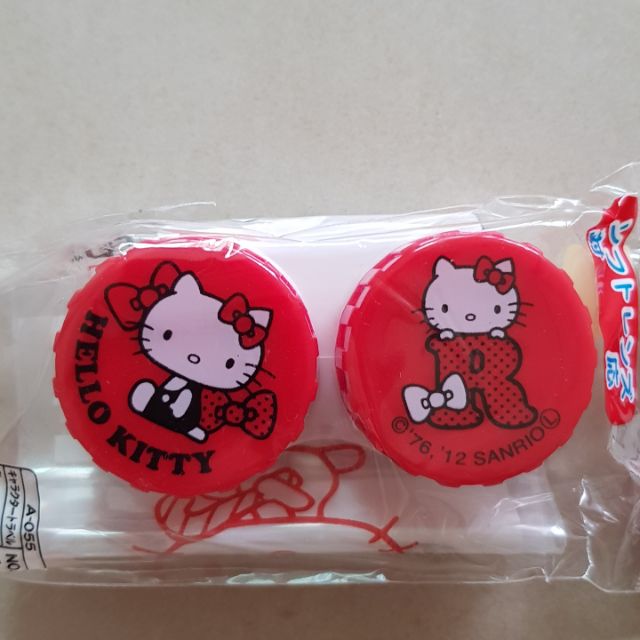 Hello Kitty 隱形眼鏡盒